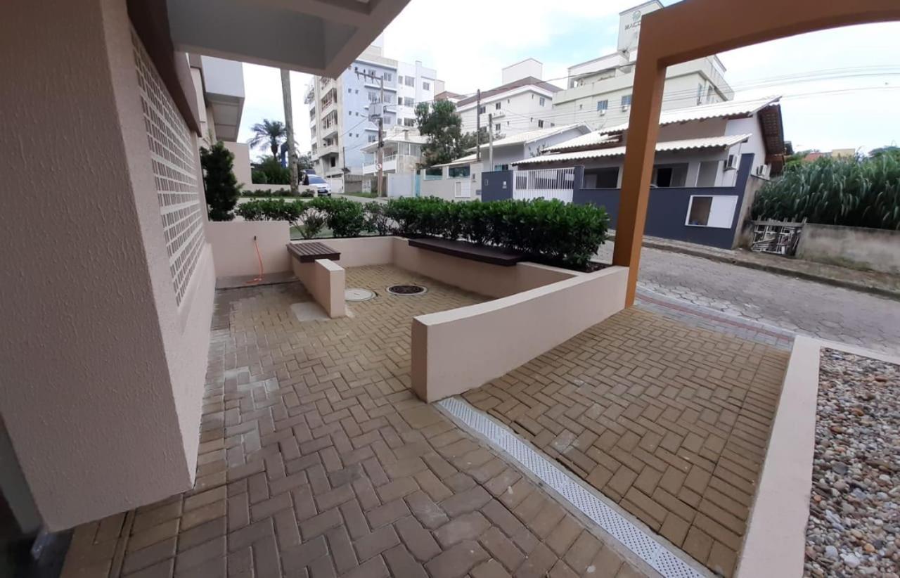 Residencial Recanto Do Cardeal Бомбиняс Екстериор снимка